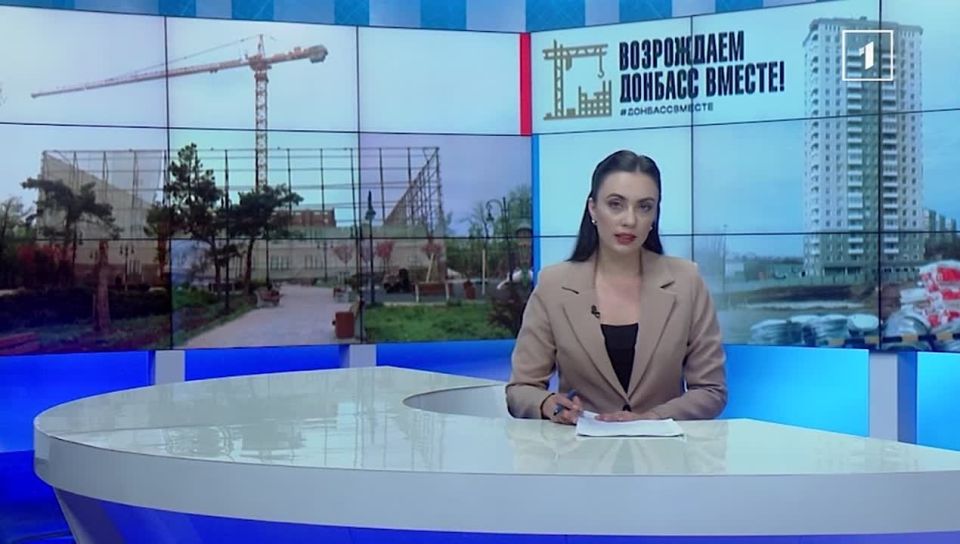 В Мариуполе расцветает творчество: партия ЛДПР взяла шефство над детским центром!