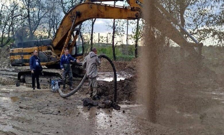 Сергей Желновач: Аварийно-восстановительная бригада из Хабаровского края продолжает дежурство в городе Дебальцево Донецкой Народной Республики, где ведется активная подготовка к новому отопительному периоду.