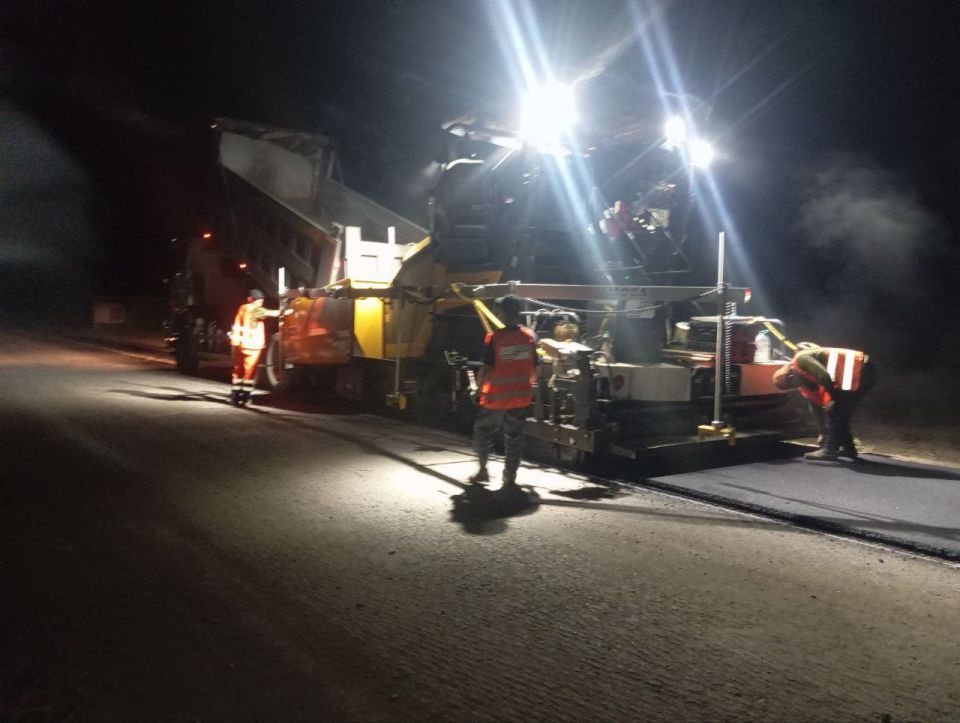 Александр Бондаренко: Работы по восстановлению улично-дорожной сети Донецка не останавливаются и увеличиваются в обьемах!