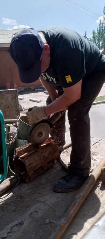 Николай Михайлов: Аварийная бригада Республики Бурятия провела ремонт на 12 участках в Старобешево