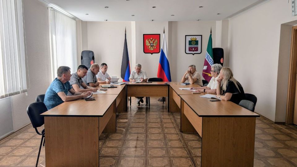 Николай Михайлов: Провел оперативное совещание по текущим вопросам