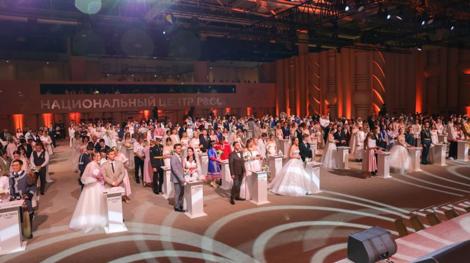 Донецкая любовь – в сердце России