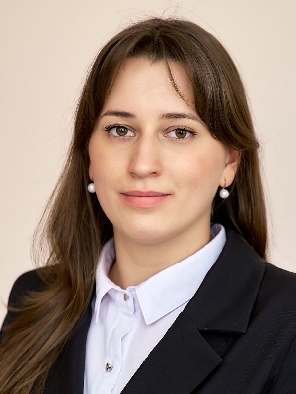 Согласно постановлению президиума Российской академии наук от 1 июля 2025 года студентке ДонГУ Ирине Пилипенко присуждена медаль РАН с премией для студентов образовательных организаций высшего образования России