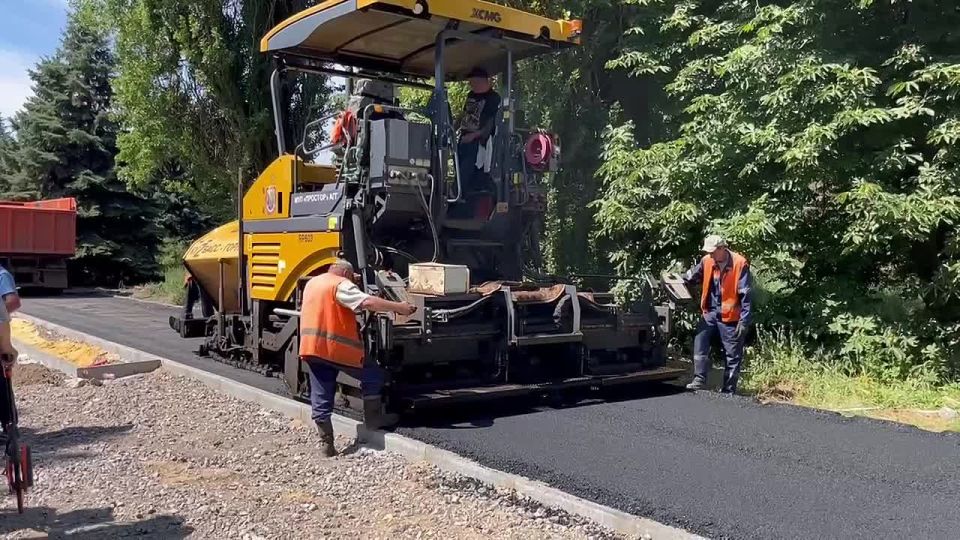Роман Конев: О дорожных работах МУНИЦИПАЛЬНОГО УНИТАРНОГО ПРЕДПРИЯТИЯ «ПРОСТОР» АДМИНИСТРАЦИИ ГОРОДСКОГО ОКРУГА ГОРЛОВКА ДОНЕЦКОЙ НАРОДНОЙ РЕСПУБЛИКИ