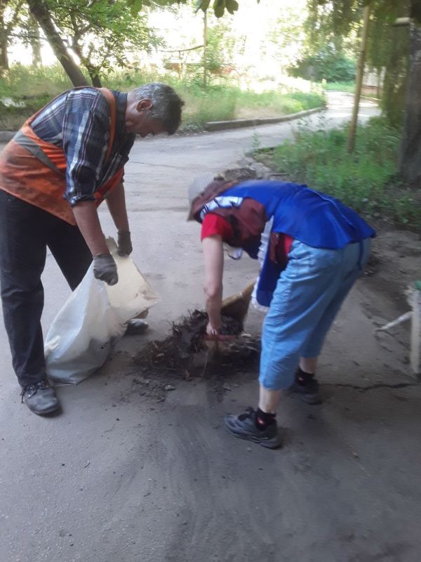 Роман Конев: МУНИЦИПАЛЬНОЕ УНИТАРНОЕ ПРЕДПРИЯТИЕ «УПРАВЛЯЮЩАЯ КОМПАНИЯ ГОРОДА ГОРЛОВКА» АДМИНИСТРАЦИИ ГОРОДСКОГО ОКРУГА ГОРЛОВКА