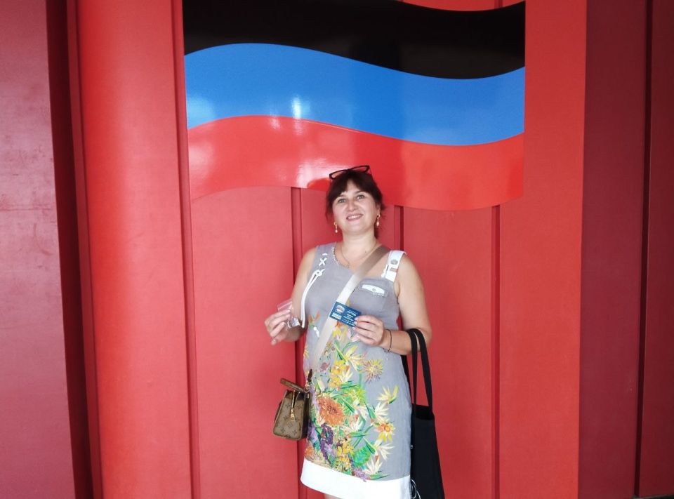 11 июля в первичных отделениях Червоногвардейского района Макеевского местного отделения партии «Единая Россия» прошло вручение партийных билетов новым членам партии