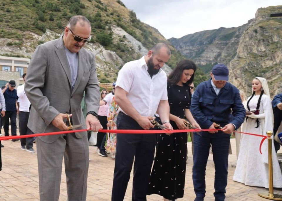 Дагестан исполнил мечту школьницы из Горловки