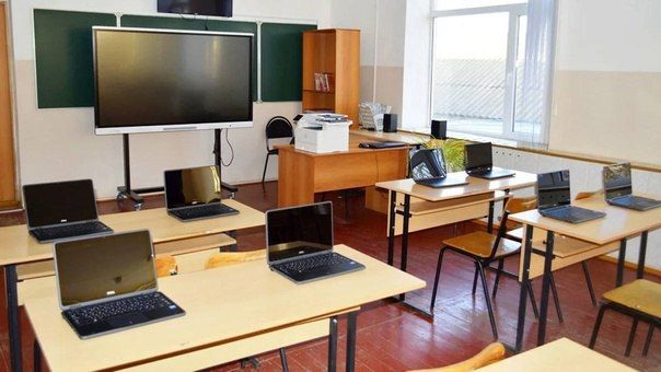 Лариса Толстыкина: Модернизация материально-технической базы школ ДНР: новые возможности для образования