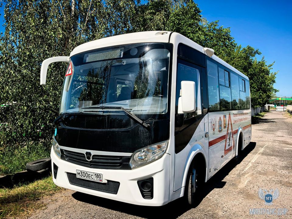 Будущие водители автобусов осваивают практику вождения на базе Республиканского учебного транспортного центра