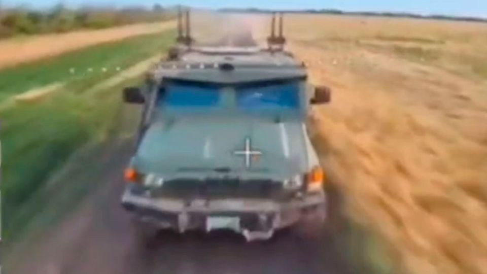 Бронемашина «Козак» ВСУ не смогла уйти от дрона у Веролюбовки в ДНР