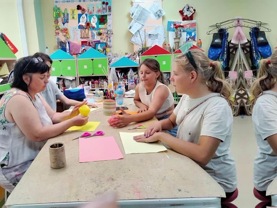 Побольше вам рыбки, чтоб сияли улыбки!