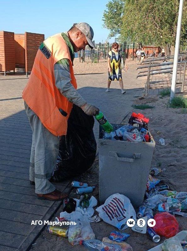 «Зеленстрой» благоустроил центральный городской пляж