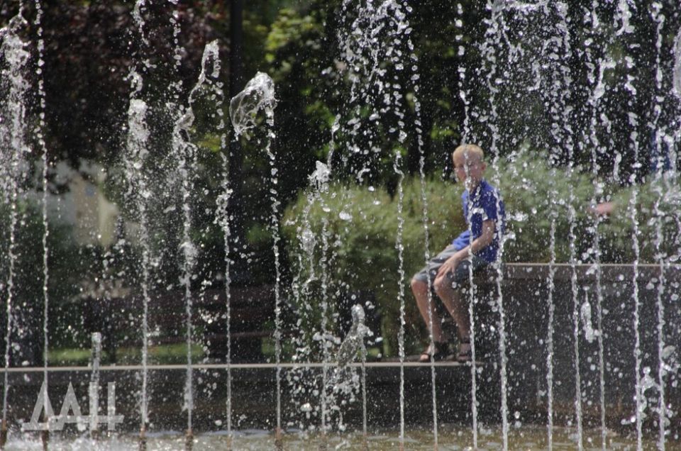 ФОТО: Погодный вызов. Жаркая пятница в объективе ДАН