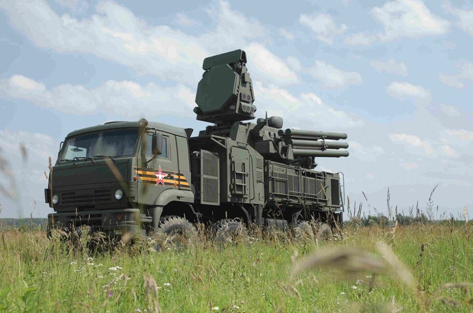 Регионы России вне зоны СВО ночью атаковали 155 БПЛА. Каковы последствия