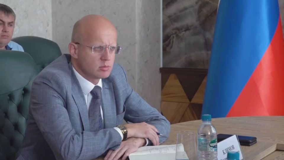 Республику посетили высококлассные специалисты России - Главный акушер Владимир Климов и главный неонатолог Минздрава РФ Дмитрий Иванов высоко оценили работу Республиканского перинатального центра им. проф. В.К. Чайки, его...