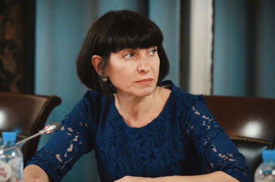 Элеонора Федоренко освобождена от должности детского омбудсмена ДНР