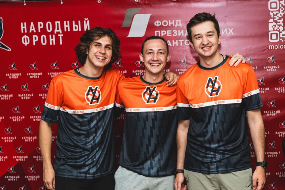 Юрий Мартынов: При поддержке Главы Донецкой Народной Республики Дениса Владимировича Пушилина спорт в Республике продолжает развиваться - создаются условия для занятий физической культурой и спортом, восстанавливаются и...