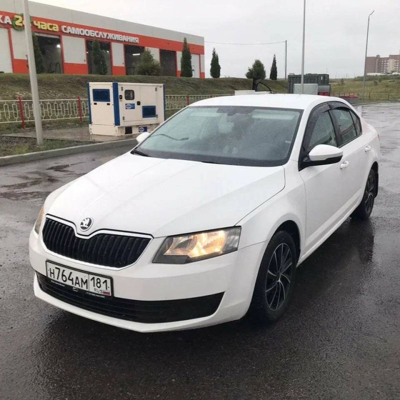 999 �.p. Skoda Octavia, 2014�.�. 202 �.��