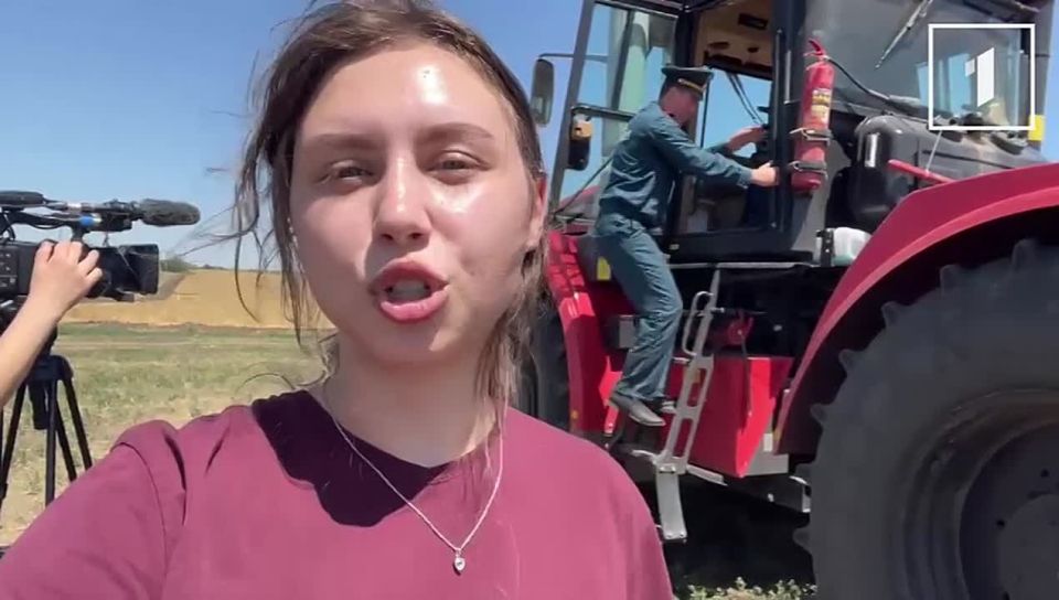 98 лет Госпожарнадзору!. Почти столетие сотрудники МЧС ставят в приоритет предупреждение и профилактику пожаров