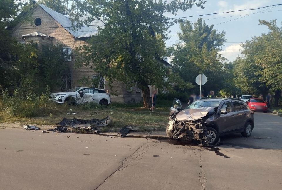 За два дня полицейские зарегистрировали ряд ДТП, в результате которых пострадали несовершеннолетние