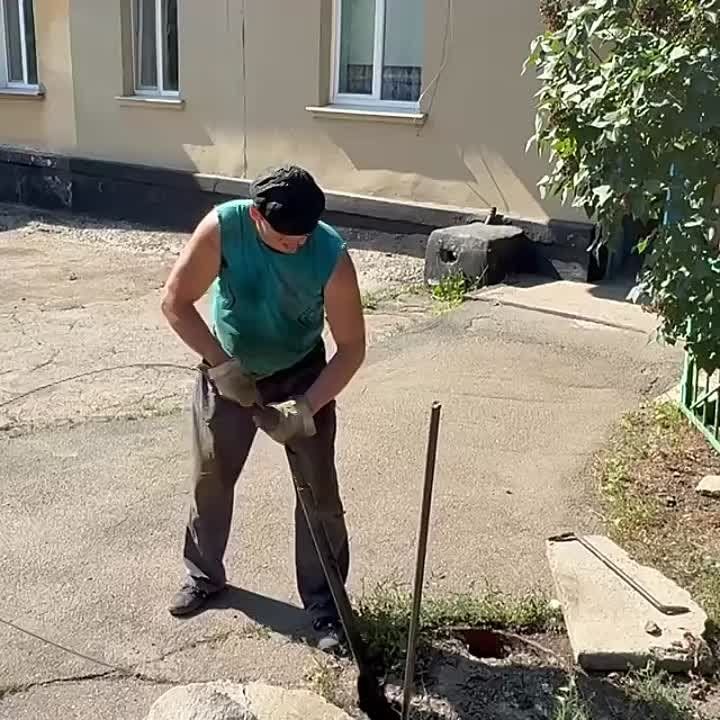 ����� ���� 90� �� ����� ������������ � ����������-��������� ������ ������� ������ �� ��������� ���������������� ����������