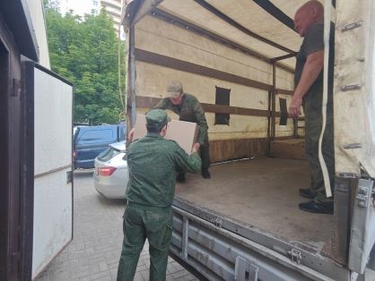 Сотрудники СК России по ДНР продолжают принимать участие в проекте Народного фронта «Все для Победы»