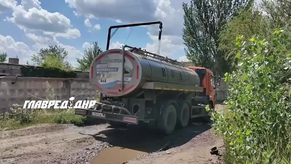 Виктория Мельникова: Водовозы выехали на дороги ДНР