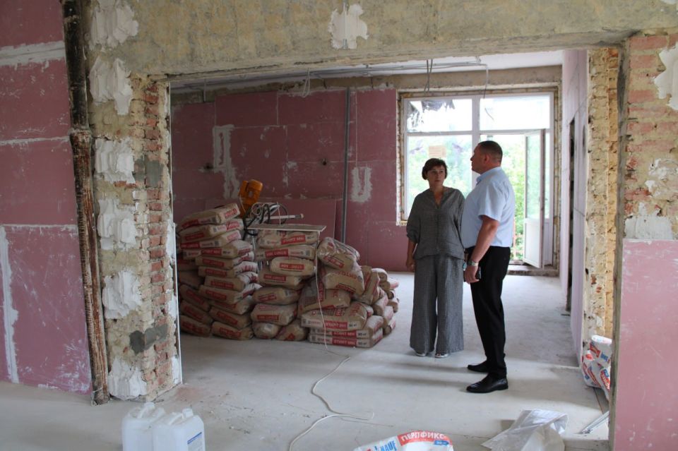 Сергей Ермаков: 42 учреждения образования готовят к предстоящему учебному году в ранее обстреливаемых районах Донецка