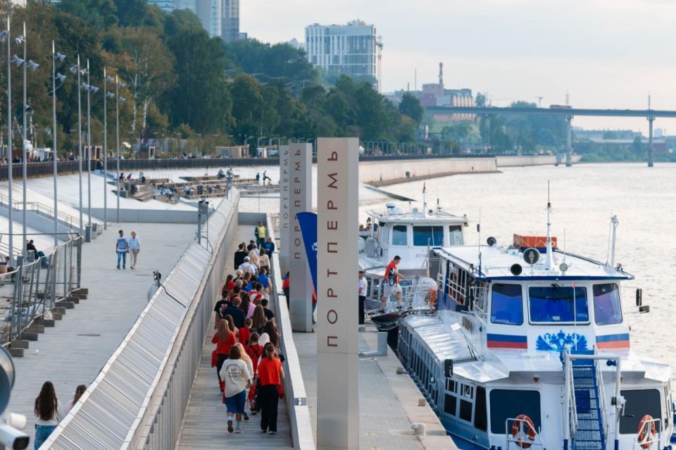 Александр Качанов: Участники «Университетских смен» из ДНР прокатились на пароходе по реке Кама