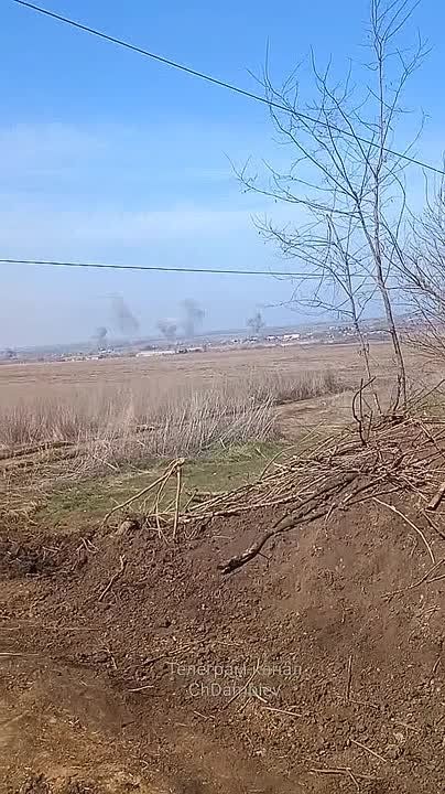 Чингис Дамбиев: Прилет сразу восьми авиабомб ФАБ-250 и ФАБ-500 с УМПК по позициям боевиков киевского режима на Южно-Донецком направлении