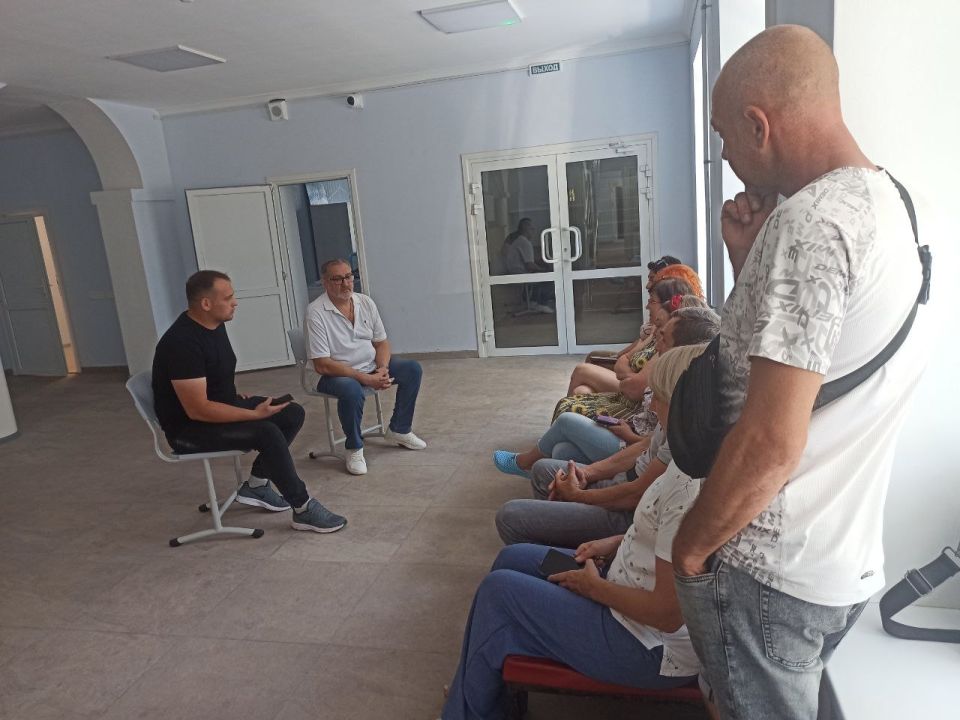 Встречи с трудовыми коллективами продолжаются