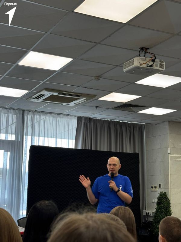 Внимание, найдена формула идеального лета! VK Fest + = незабываемые приключения и море крутых фоток!