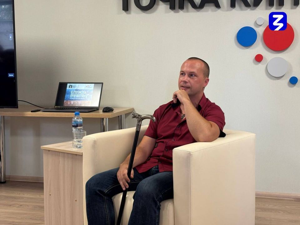 Служим Отечеству: в Донецке стартовала патриотическая акция