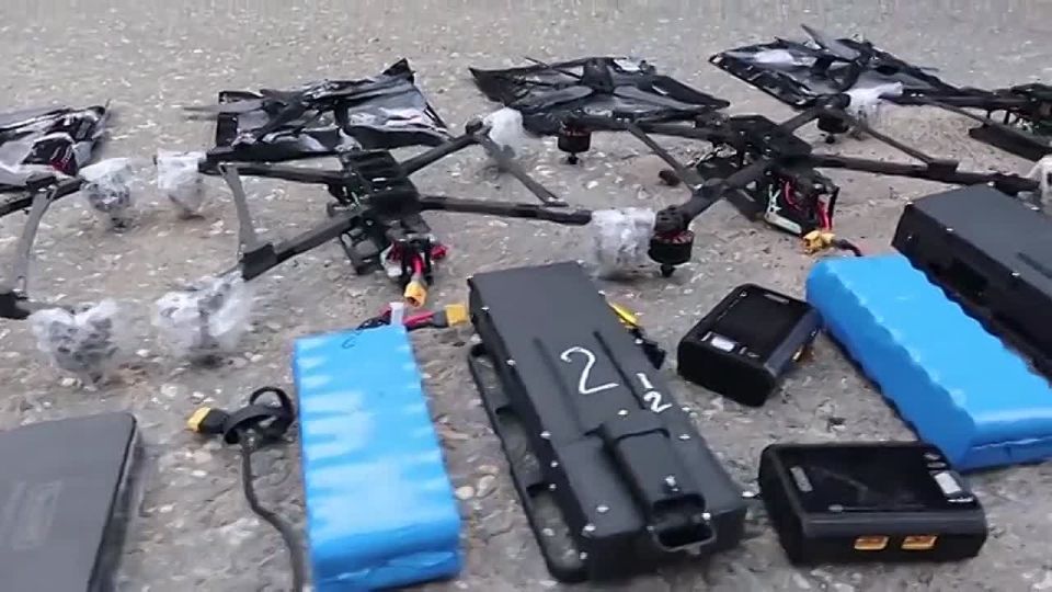 ФСБ задержала агента СБУ в Нижегородской области, готовившего тайник с частями БПЛА и взрывчаткой