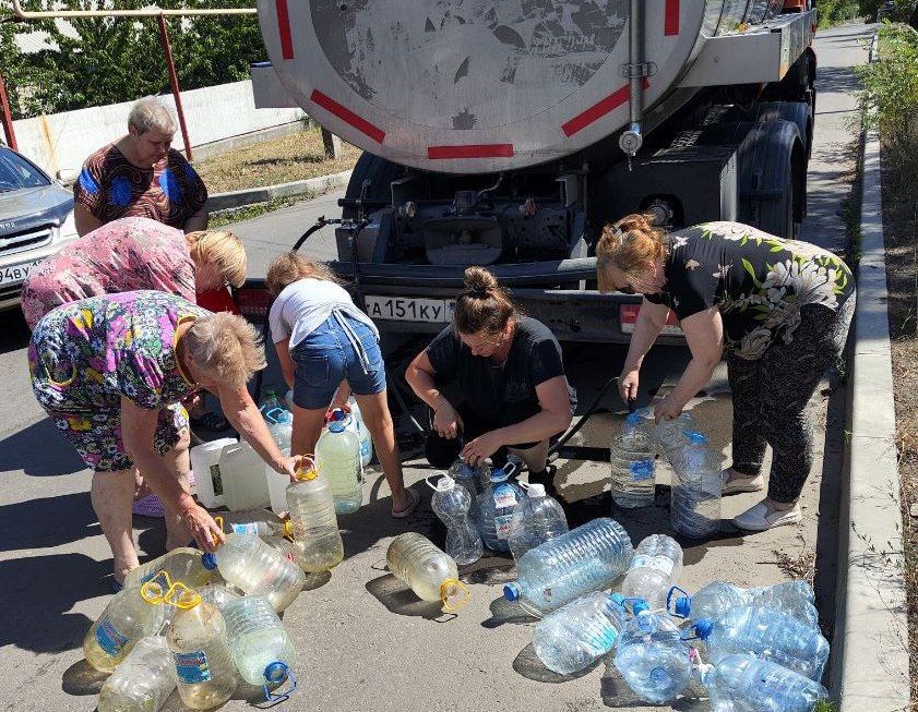 В Кировском осуществляется подвоз воды