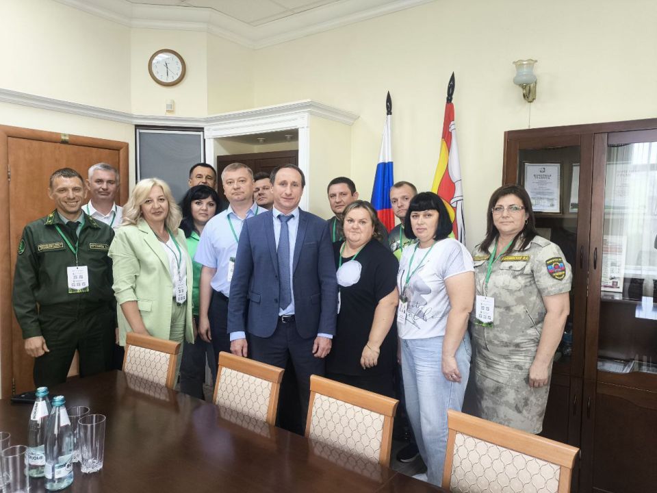 В рамках работы рабочей группы Содружество «Донбасс» делегация Минприроды ДНР посетила Воронежскую область с целью обмена опытом и обсуждения актуальных вопросов в области лесного хозяйства