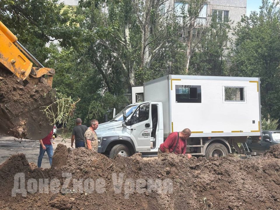 По прямому поручению президента: Москва направляет в Донецк дополнительные 50 аварийных бригад