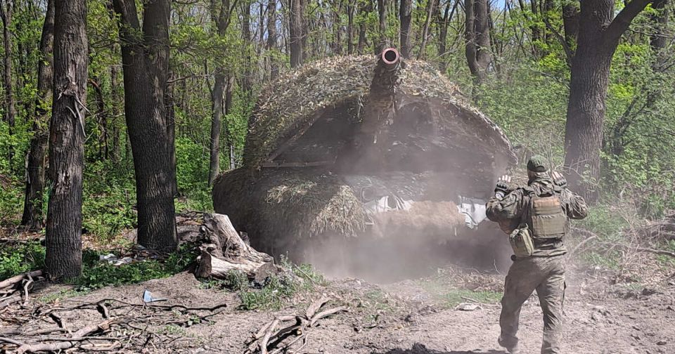 Белоусов: ВС РФ укрепляют позиции на Октябрьском направлении