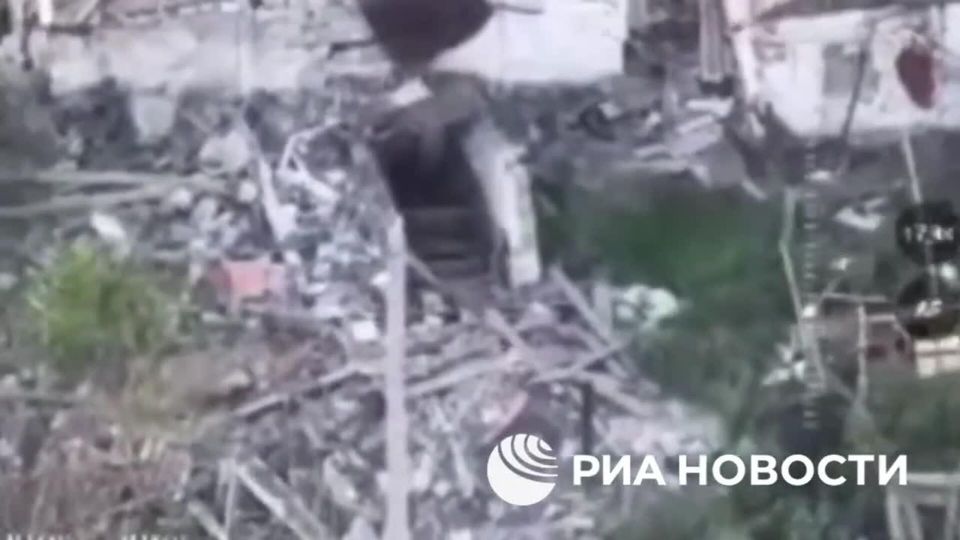 Кадры освобождения Зверево в ДНР