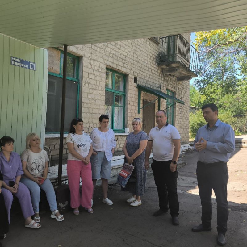 Сегодня, 25 июля, Артем Чесноков, Врип Главы муниципального образования городской округ Торез совместно с Евгением Ширшовым