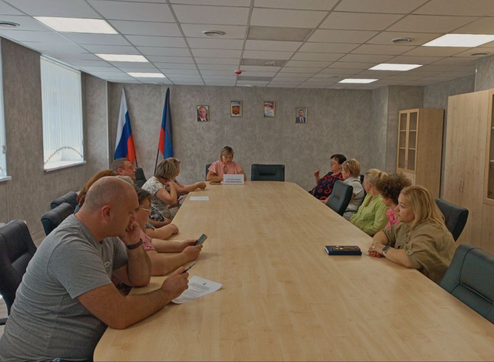 Рабочий диалог с жителями Жовтневого района