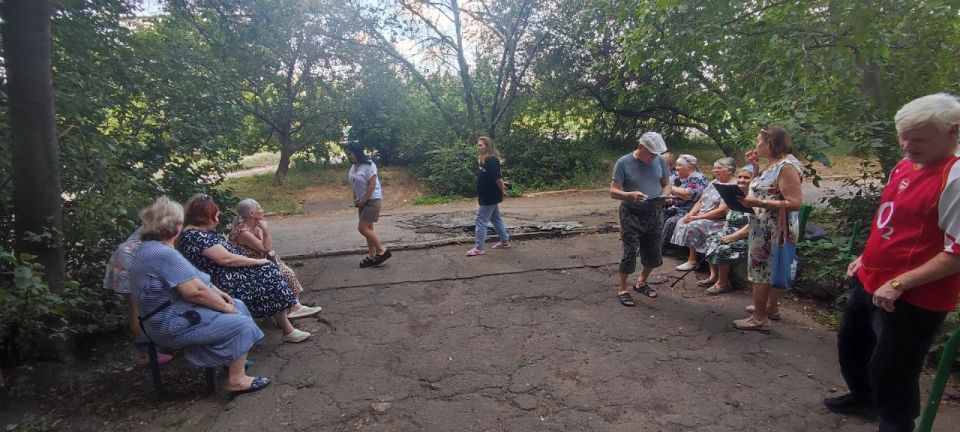 В рамках реализации партийного проекта Единой России «Управдом» Горловки активно избираются старшие по домам