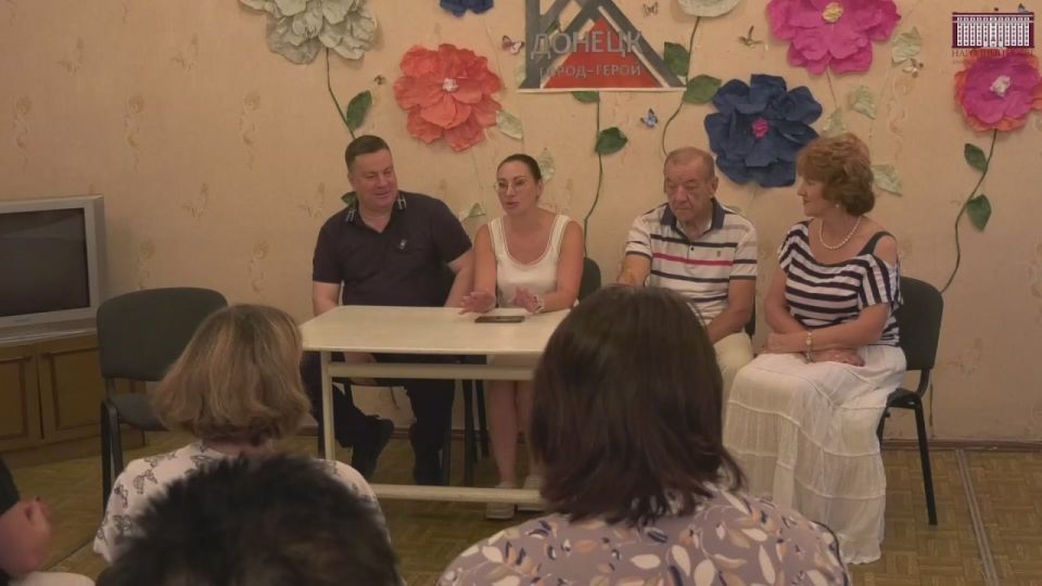 Председатель Народного Совета Донецкой Народной Республики Константин Кузьмин взял на контроль проблемы жителей Ленинского района