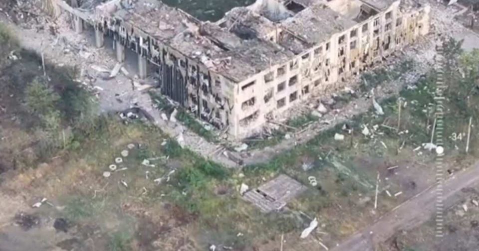 Кадры освобождения поселка Новоэкономическое в ДНР