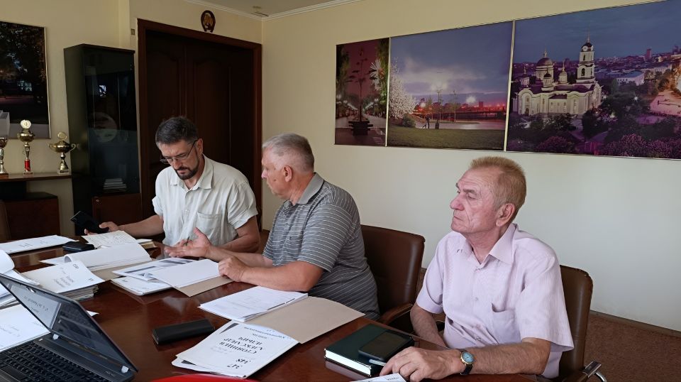 Наталья Бегуненко: Сегодня, 25 июля 2025 года, в Управе Петровского внутригородского района Администрации городского округа Донецк состоялось заседание комиссии по установлению ущерба, причинённого жилым помещениям в...