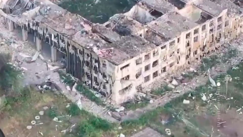 Минобороны показало кадры боев за Новоэкономическое в ДНР