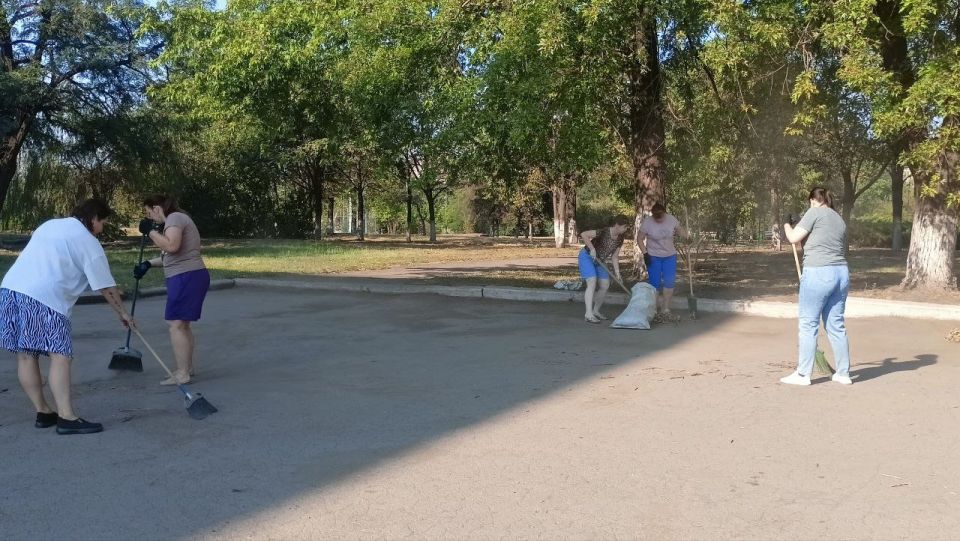 Игорь Мартынов: Общегородской субботник. 26 июля в городском округе Енакиево состоялся общегородской субботник