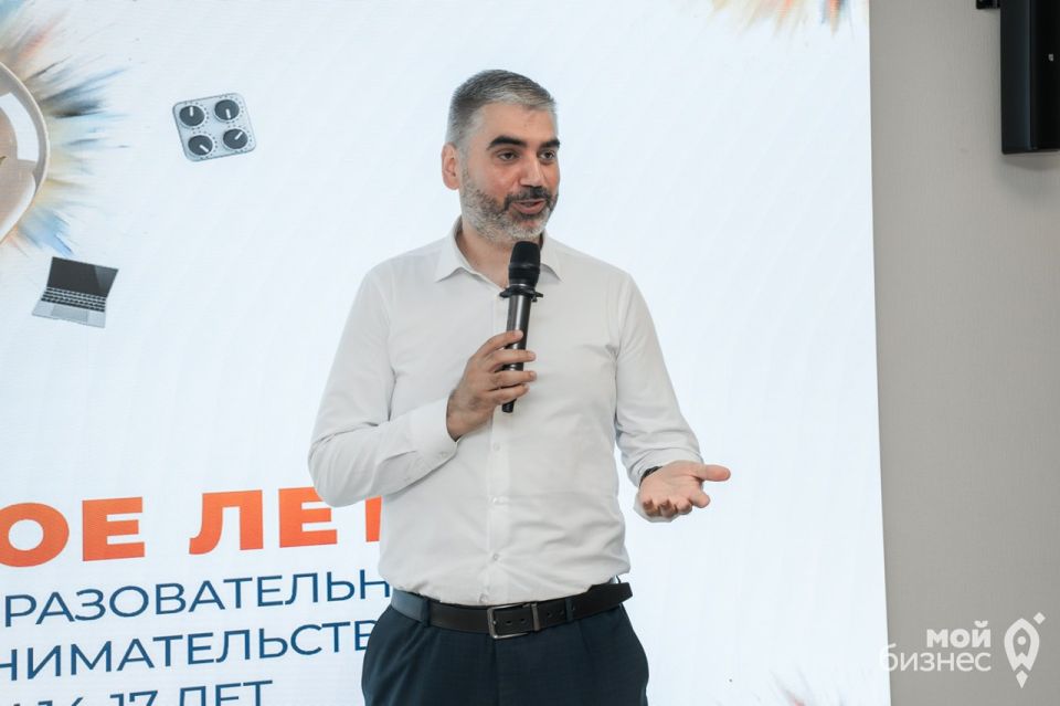 Заместитель Председателя Народного Совета ДНР Алексей Дорофеев вошел в состав жюри финала образовательной смены «Креативное лето», которую запустил центр «Мой бизнес» в Донецке