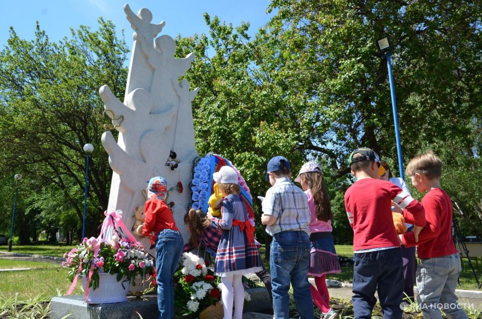 В Москве прошла акция "Журавли памяти"