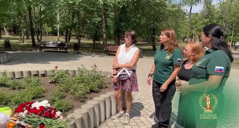 // В этот важный день не только мы пришли почтить память детей